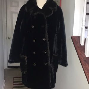 Vintage Faux Fur Peacoat Size L 😘